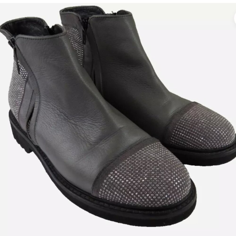 handmade Italian designer Sheridan Mia Leather/studded lug sole mens 9.5, 10 W12